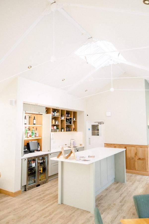 Mulberry House Guest House Ongar Екстериор снимка
