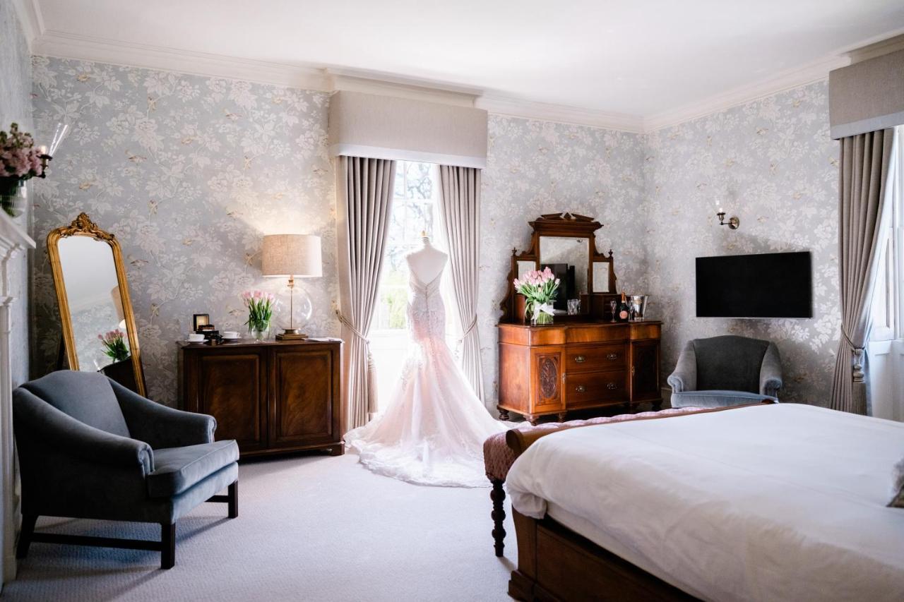 Mulberry House Guest House Ongar Екстериор снимка