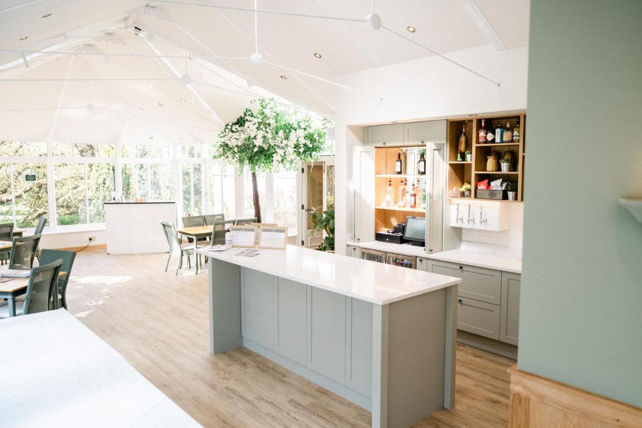 Mulberry House Guest House Ongar Екстериор снимка