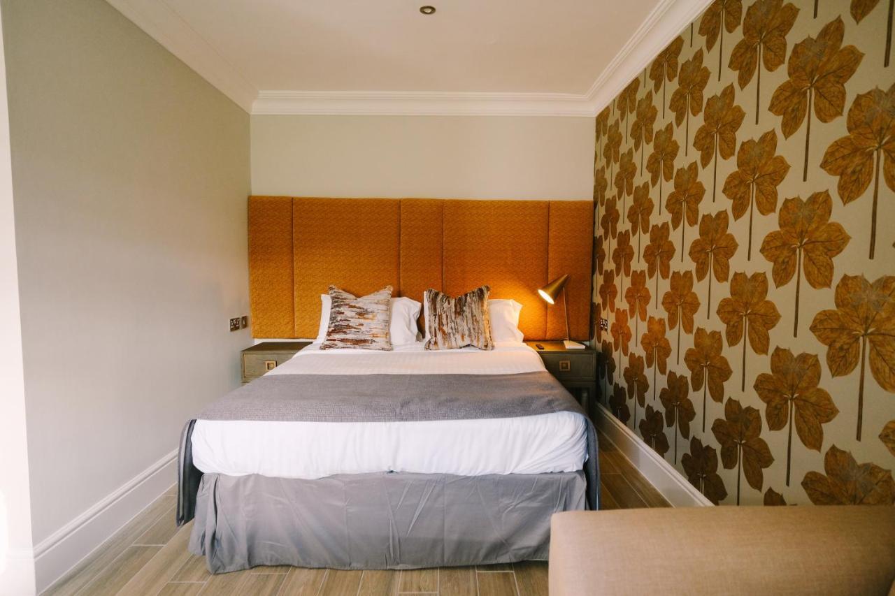 Mulberry House Guest House Ongar Екстериор снимка