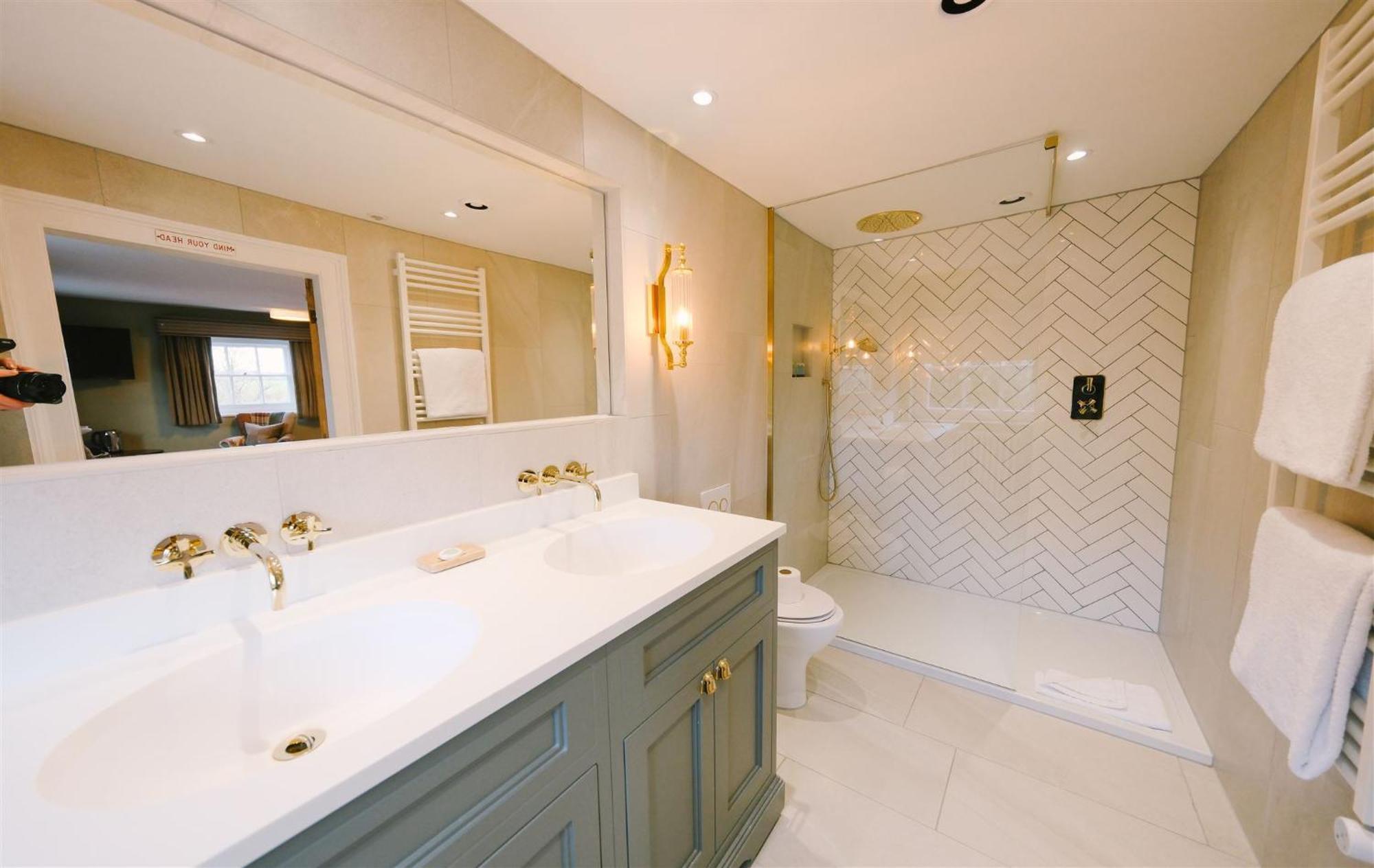 Mulberry House Guest House Ongar Екстериор снимка